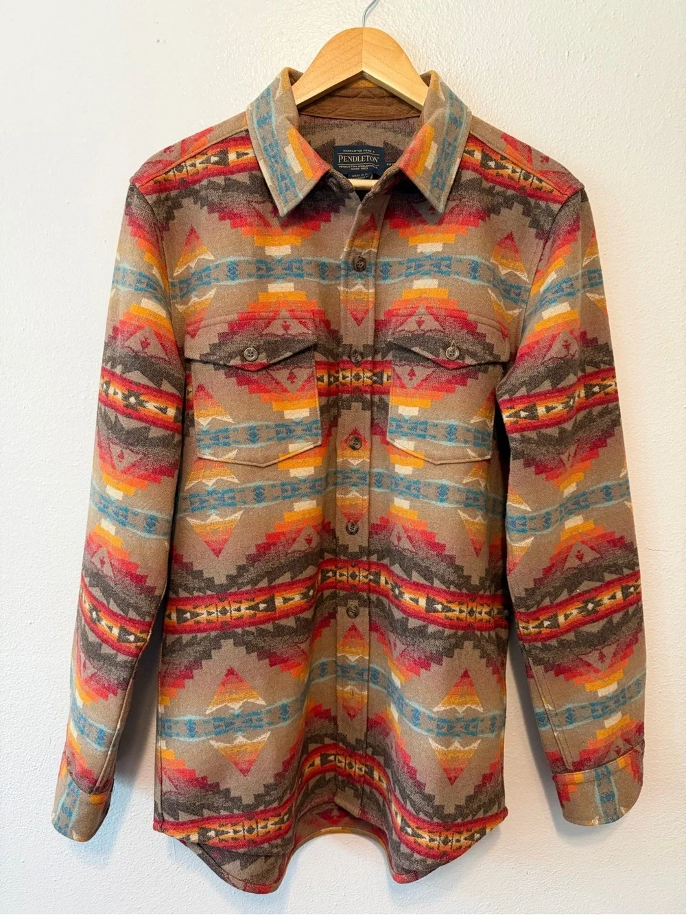 Pendleton Sierra Ridge Fitted Wool Shirt Men's Navajo southwestern M new w/tag - Picture 2 of 6